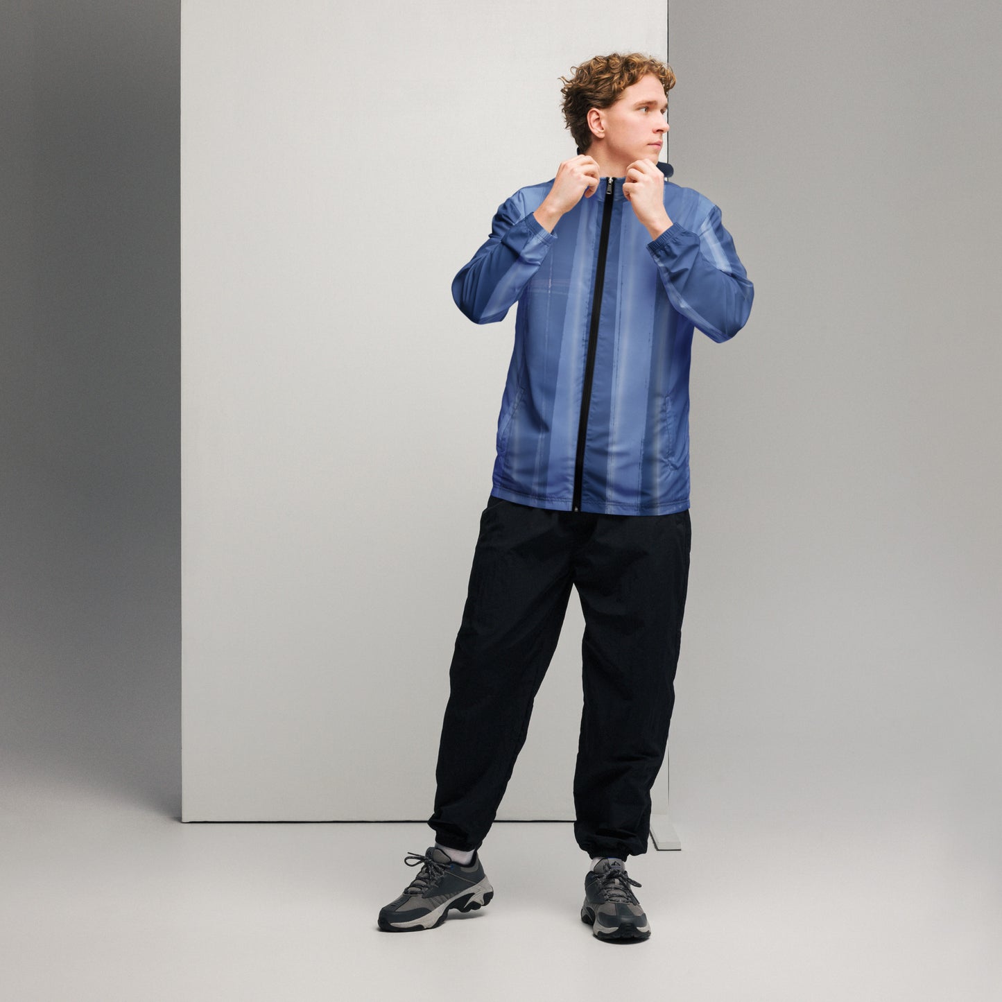 Blue and Indigo Water-Resistant Windbreaker: Men's Lightweight Mesh-Lined Jacket